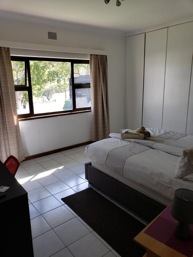 Tourmaline Holiday House Villa Windhoek Luaran gambar